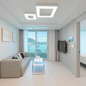 elmomento-songdo.busan-hotelsweb.com/